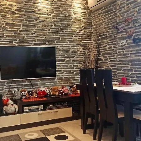 Apartment Mjolly Golem